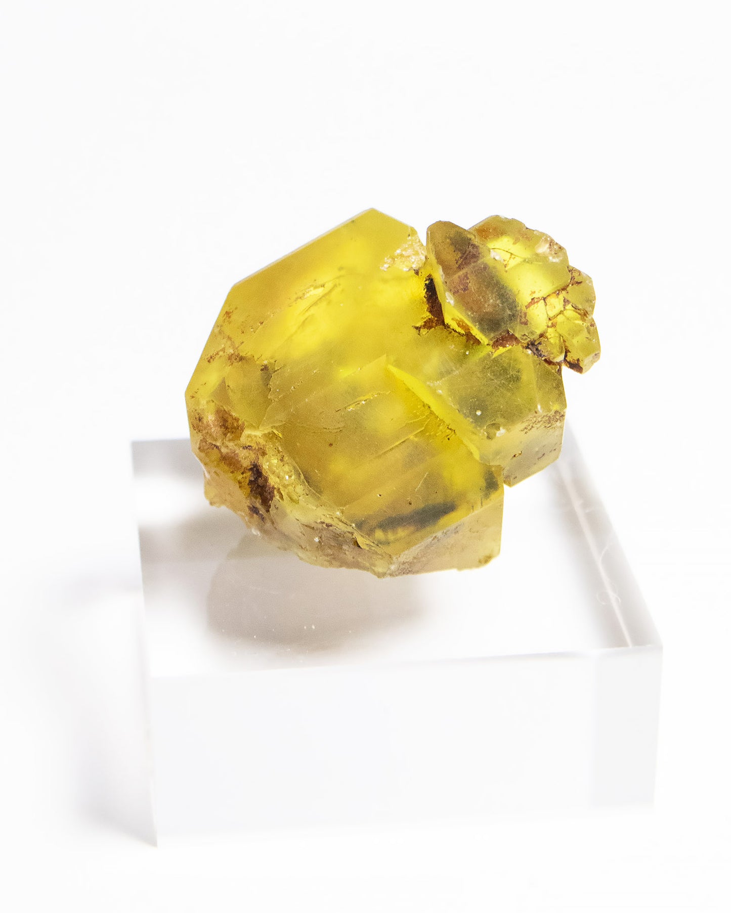 義大利自然硫磺|稀有罕見收藏級礦標
Italian Native Sulfur | Rare Collector-Grade Mineral Specimen