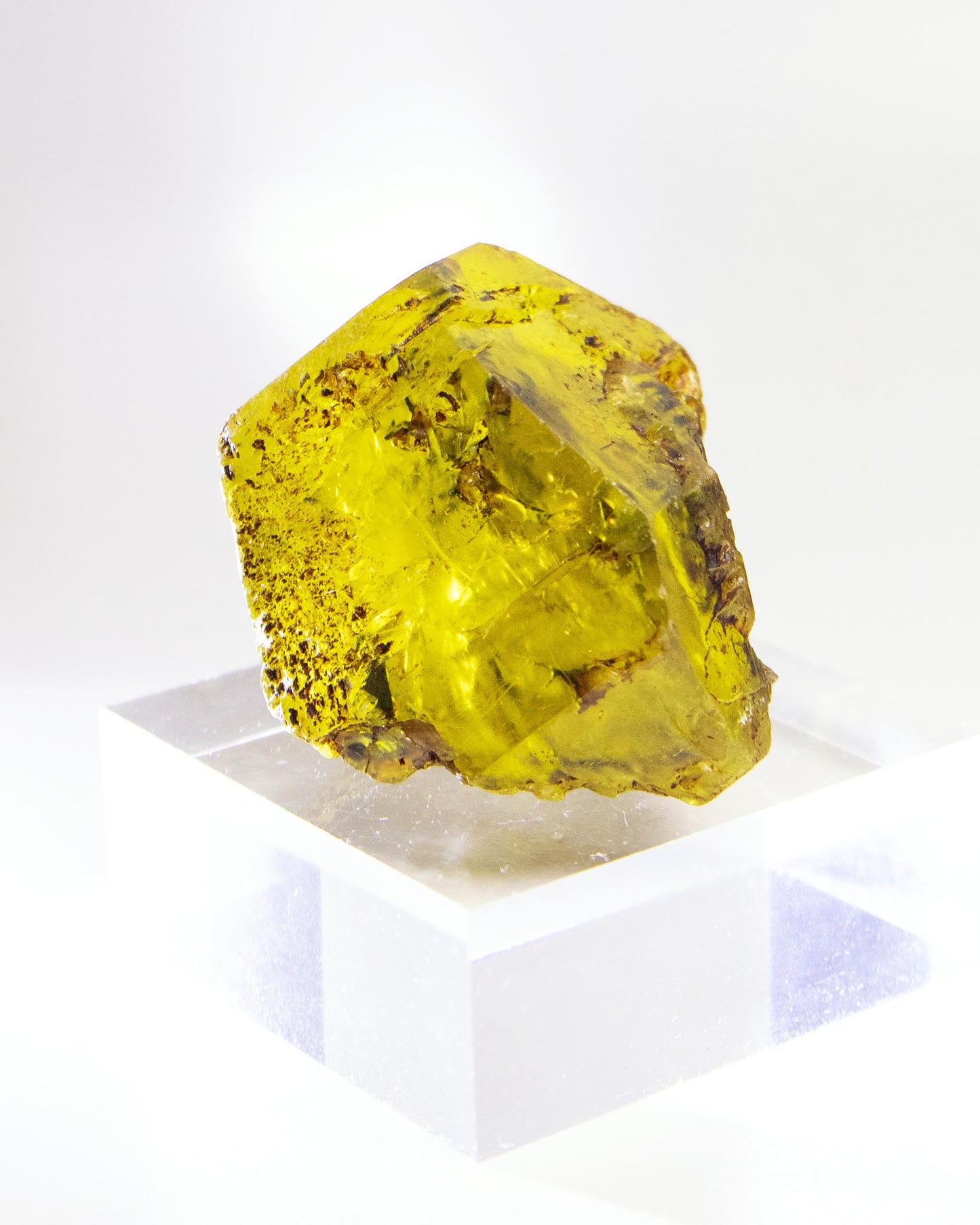 義大利自然硫磺|稀有罕見收藏級礦標Italian Native Sulfur | Rare Collector-Grade Mineral Specimen