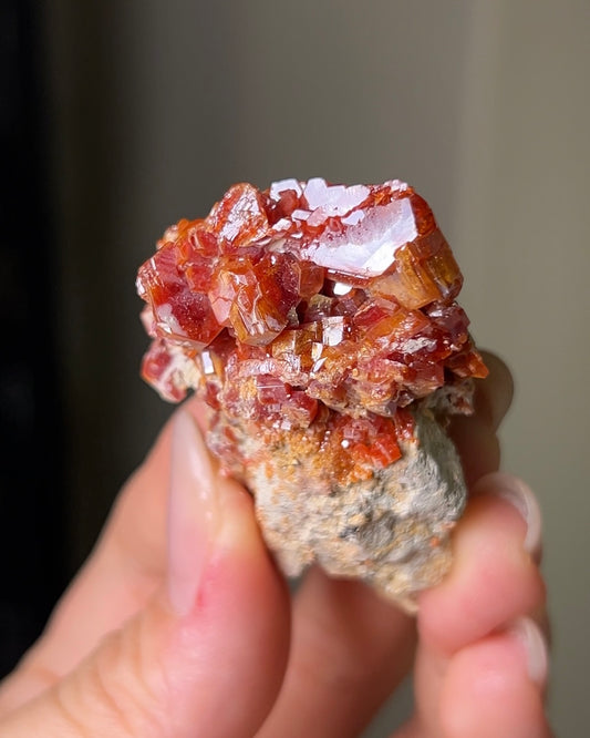 摩洛哥釩鉛礦來自Mibladen礦區vanadinite from Morocco