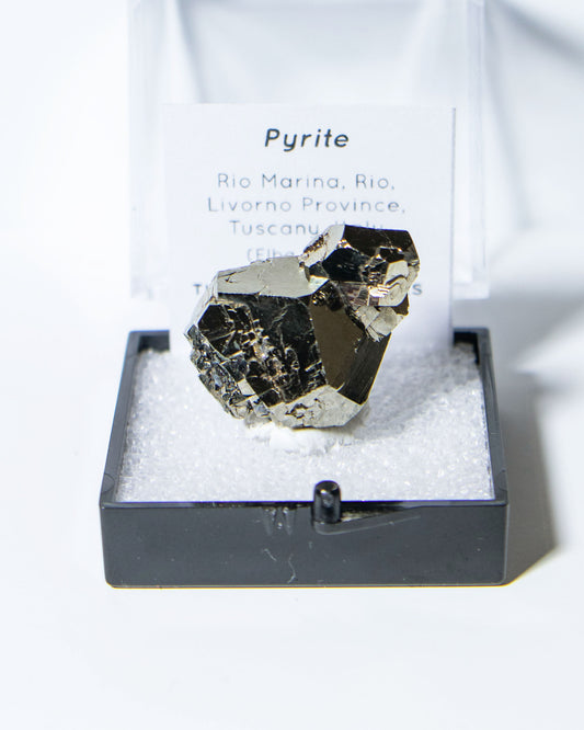 黃鐵礦 - 義大利厄爾巴島