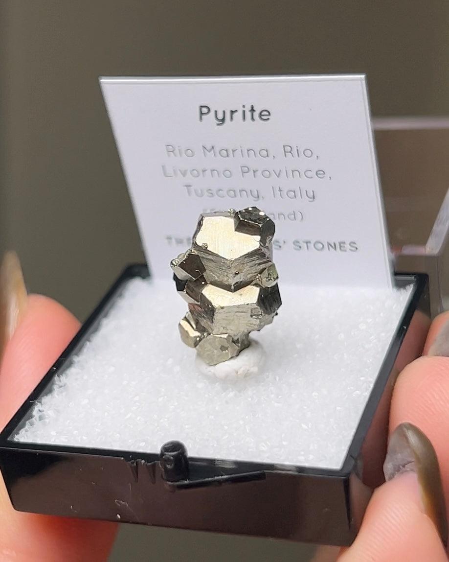 黃鐵礦 - 義大利厄爾巴島