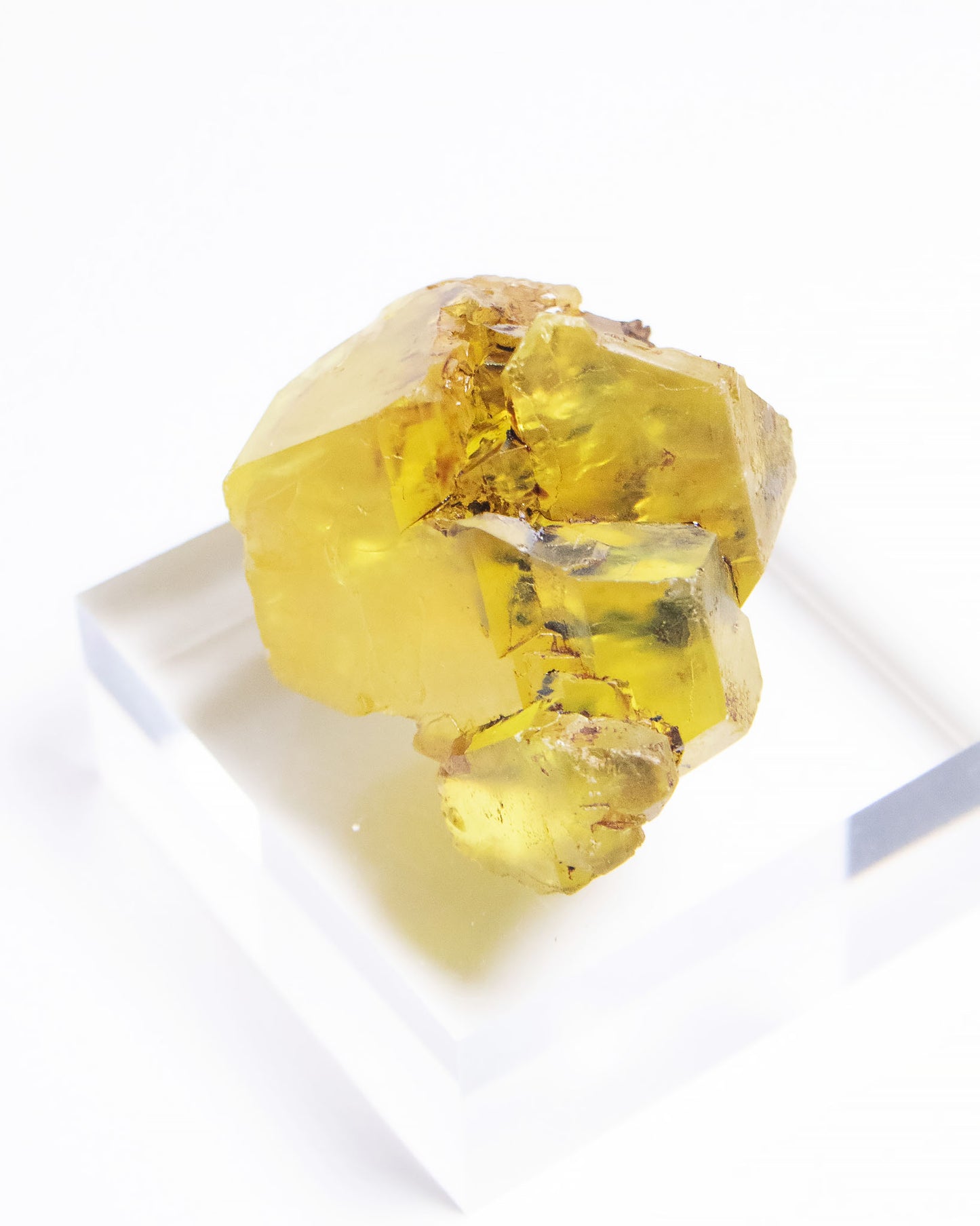 義大利自然硫磺｜稀有罕見收藏級礦標
Italian Native Sulfur | Rare Collector-Grade Mineral Specimen