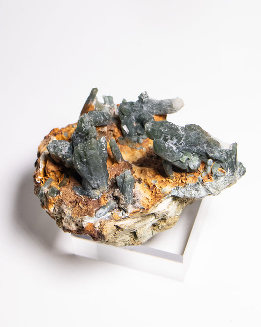 綠水晶 - 義大利厄爾巴島