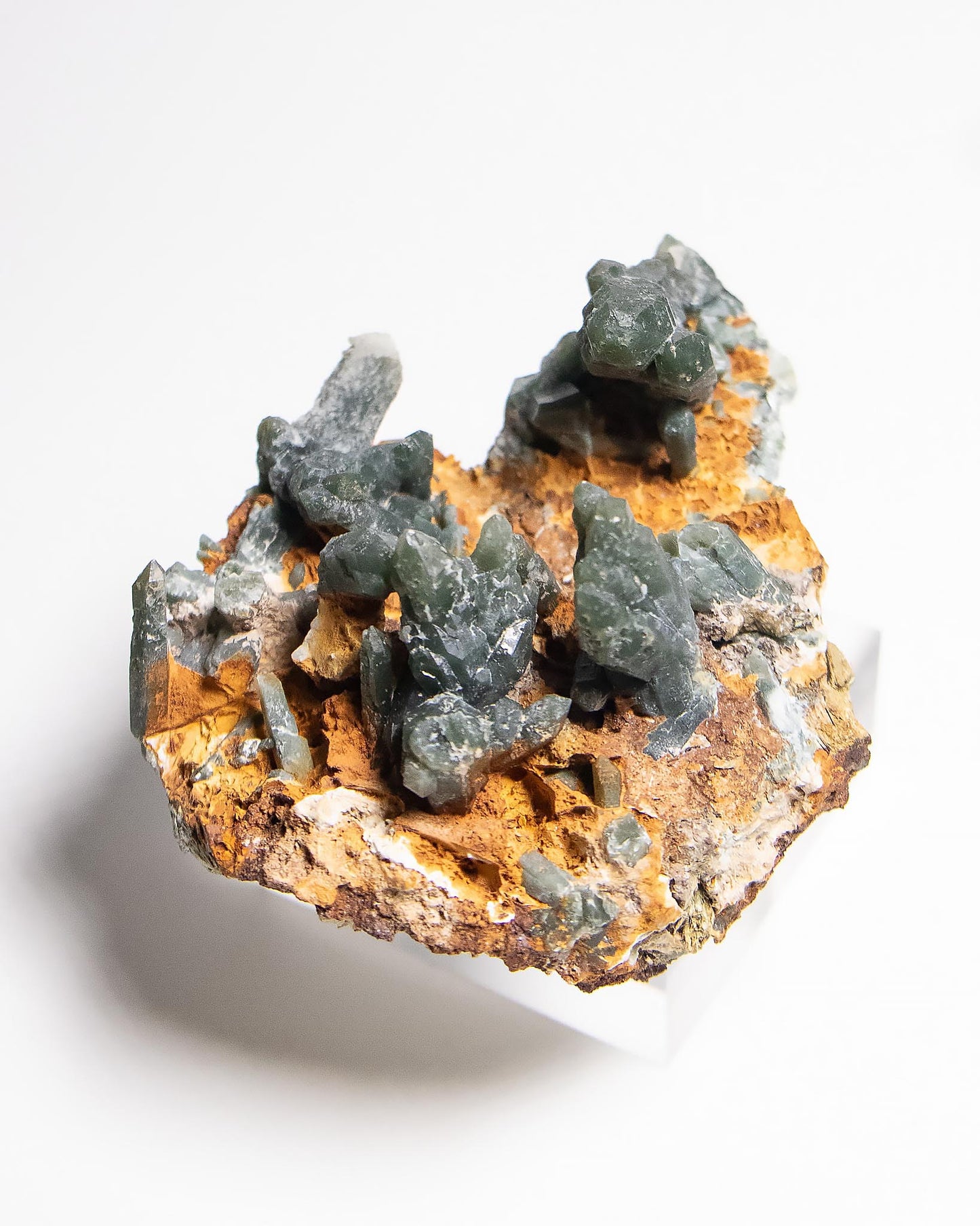 綠水晶 - 義大利厄爾巴島