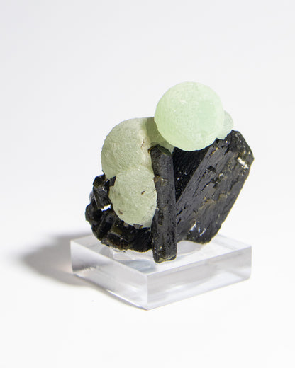 馬利葡萄石｜愛與希望之石Prehnite Specimen | Stone of Hope