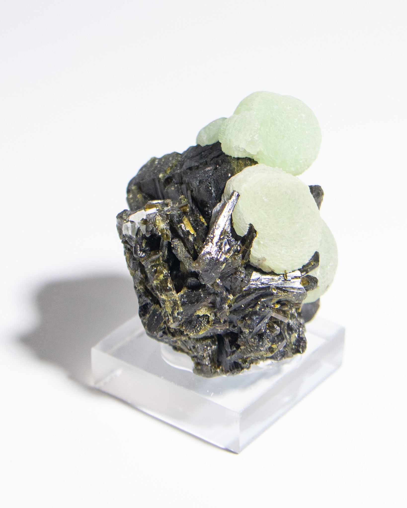 馬利葡萄石｜愛與希望之石Prehnite Specimen | Stone of Hope