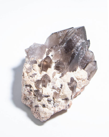 極罕見埃及西奈山煙晶有著古老的紋理與專注穩定的能量 rare smoky quartz from mount Sinai, Egypt gives divine energy
