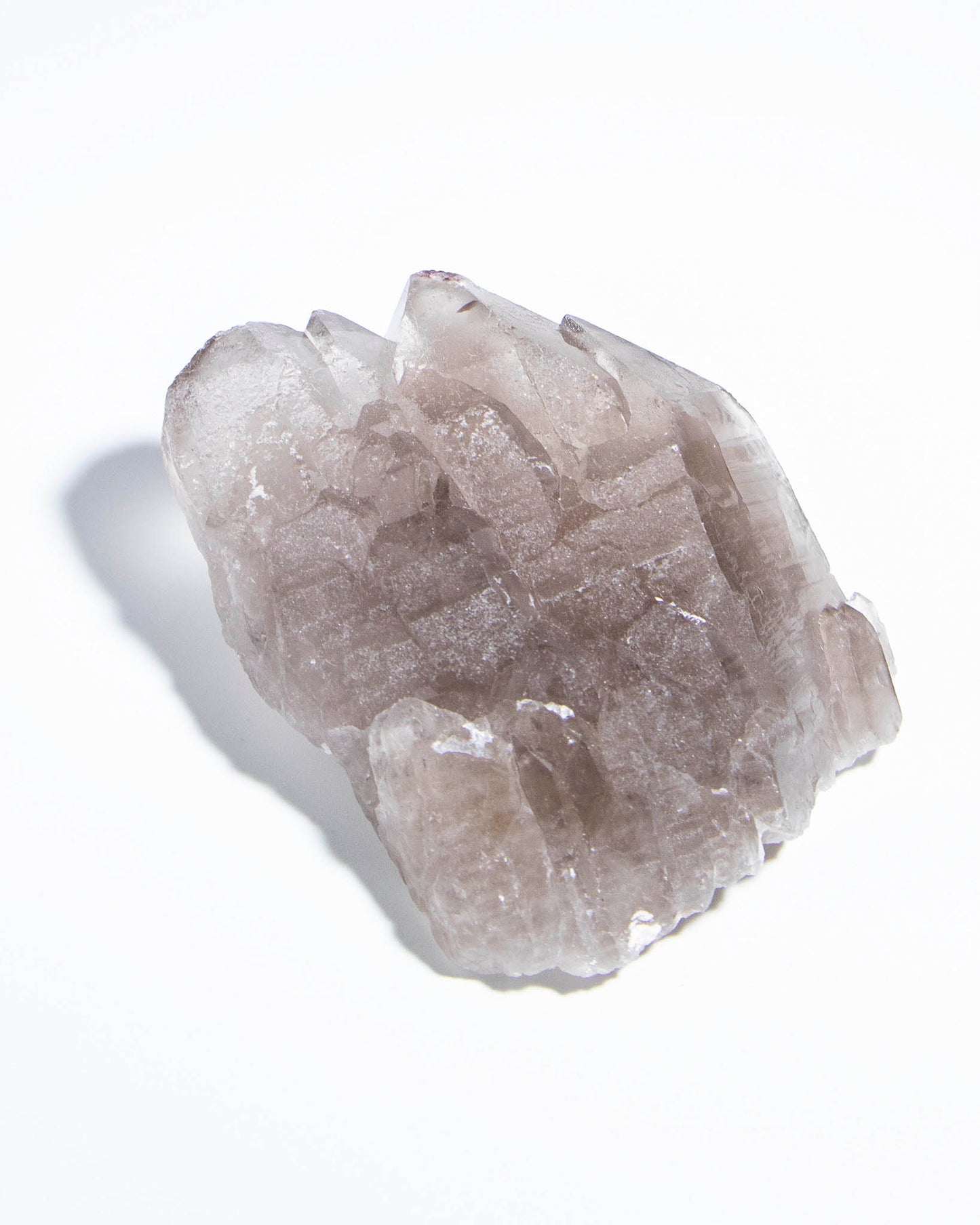 極罕見埃及西奈山煙晶有著古老的紋理與專注穩定的能量 rare smoky quartz from mount Sinai, Egypt gives divine energy