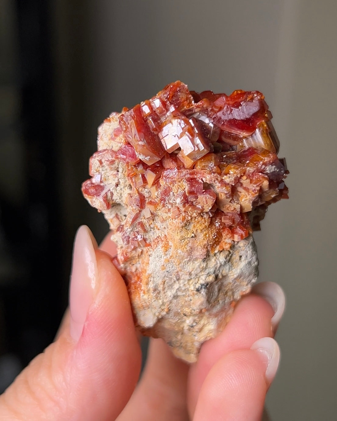 摩洛哥釩鉛礦來自Mibladen礦區vanadinite from Morocco