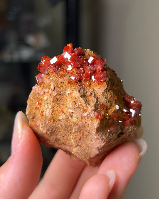摩洛哥釩鉛礦來自Mibladen礦區vanadinite from Morocco