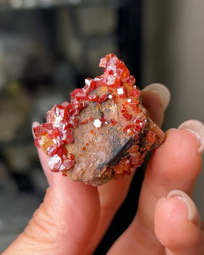 摩洛哥釩鉛礦來自Mibladen礦區vanadinite from Morocco