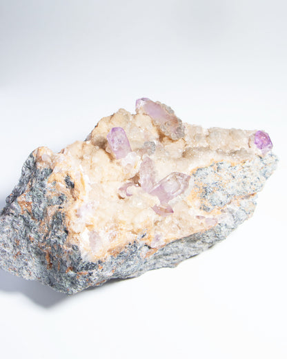 紫水晶 - 義大利薩丁島