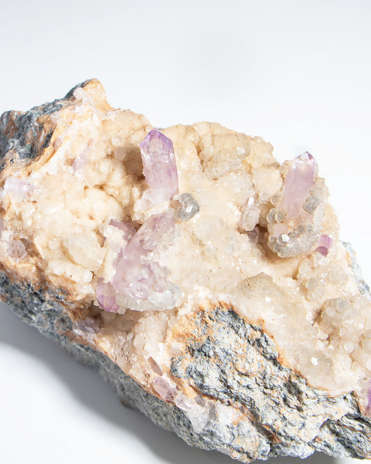 紫水晶 - 義大利薩丁島