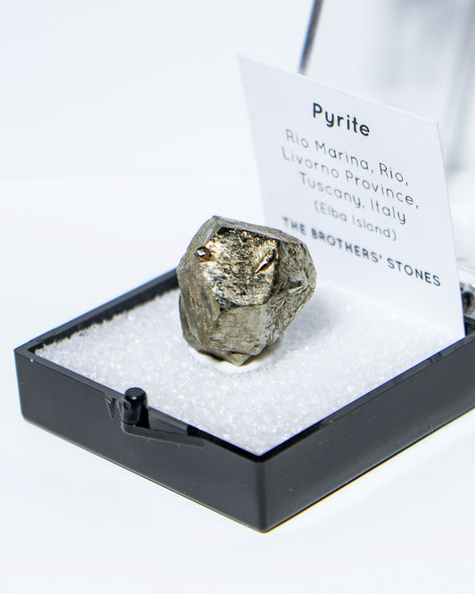 黃鐵礦 - 義大利厄爾巴島