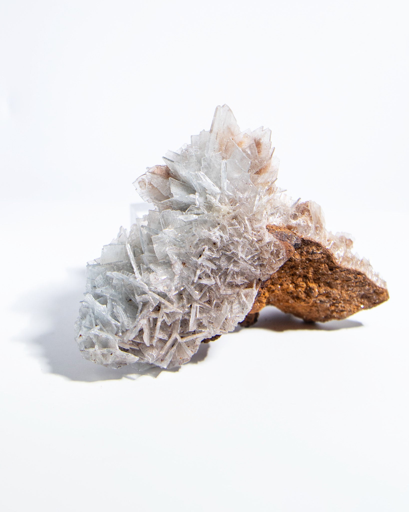 西班牙重晶石 Barite｜San Jorge 礦區灰藍棕粉共生板狀晶體標本 Spanish Barite sky-blue blush-pink tabular crystals San Jorge Mines Spain