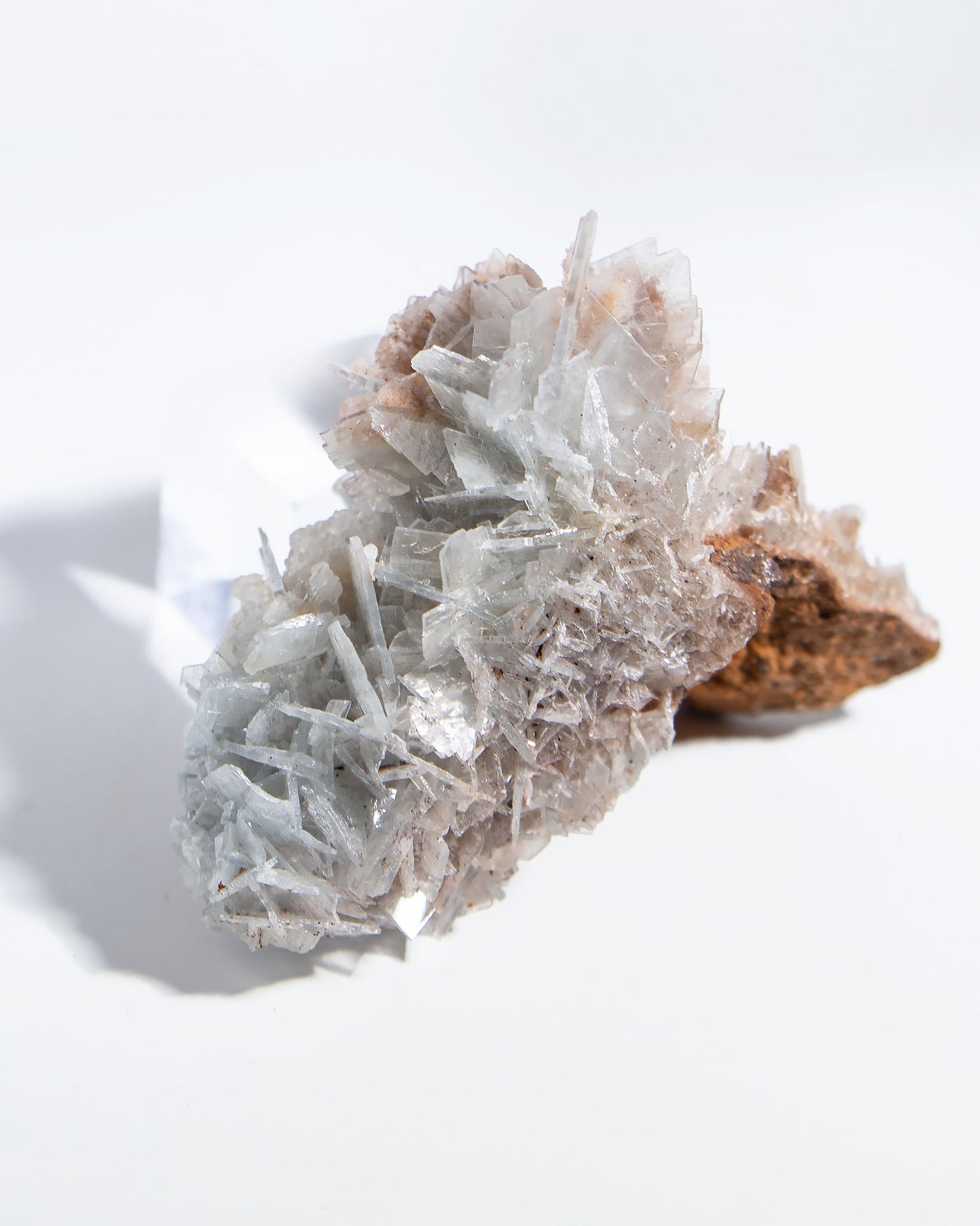 西班牙重晶石 Barite｜San Jorge 礦區灰藍棕粉共生板狀晶體標本 Spanish Barite sky-blue blush-pink tabular crystals San Jorge Mines Spain