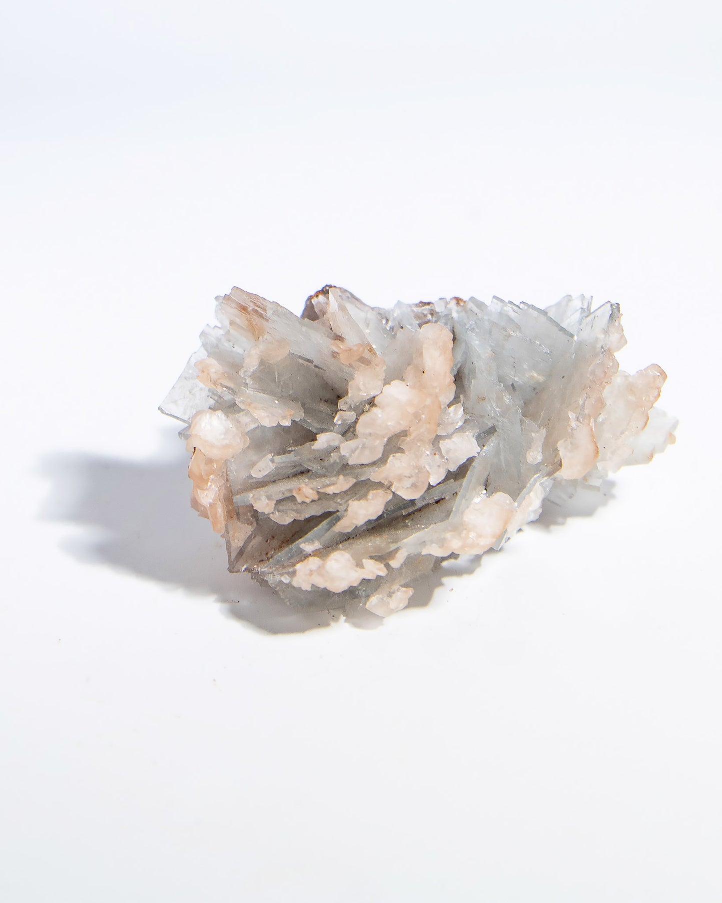 西班牙重晶石 Barite｜San Jorge 礦區灰藍棕粉共生板狀晶體標本 Spanish Barite sky-blue blush-pink tabular crystals San Jorge Mines Spain