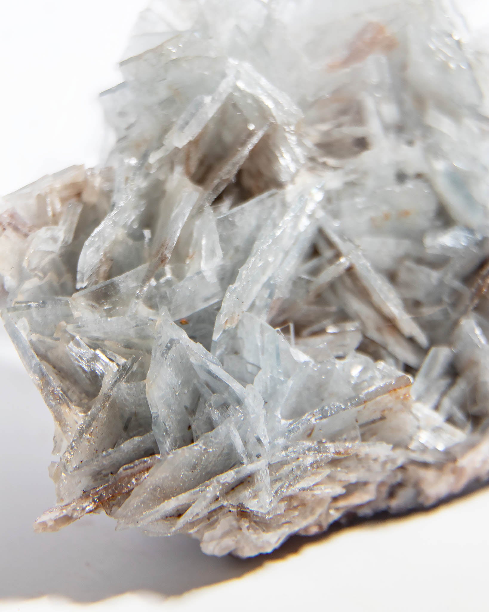 西班牙重晶石 Barite｜San Jorge 礦區灰藍棕粉共生板狀晶體標本 Spanish Barite sky-blue blush-pink tabular crystals San Jorge Mines Spain