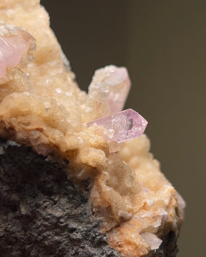 紫水晶 - 義大利薩丁島