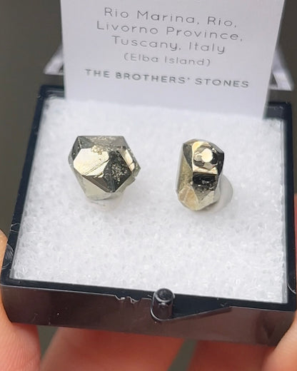 黃鐵礦 - 義大利厄爾巴島