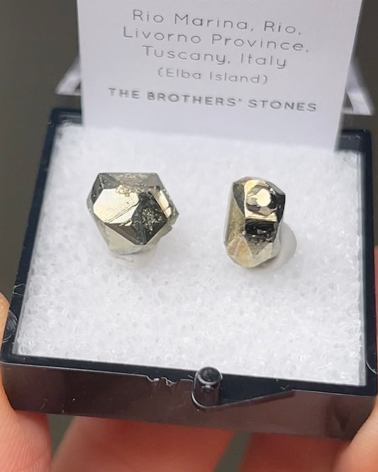 黃鐵礦 - 義大利厄爾巴島