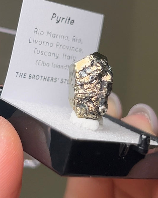 黃鐵礦 - 義大利厄爾巴島