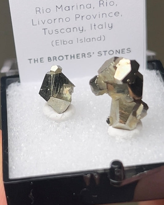 黃鐵礦 - 義大利厄爾巴島