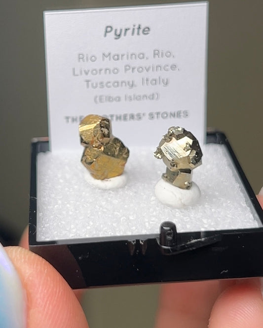 黃鐵礦 - 義大利厄爾巴島