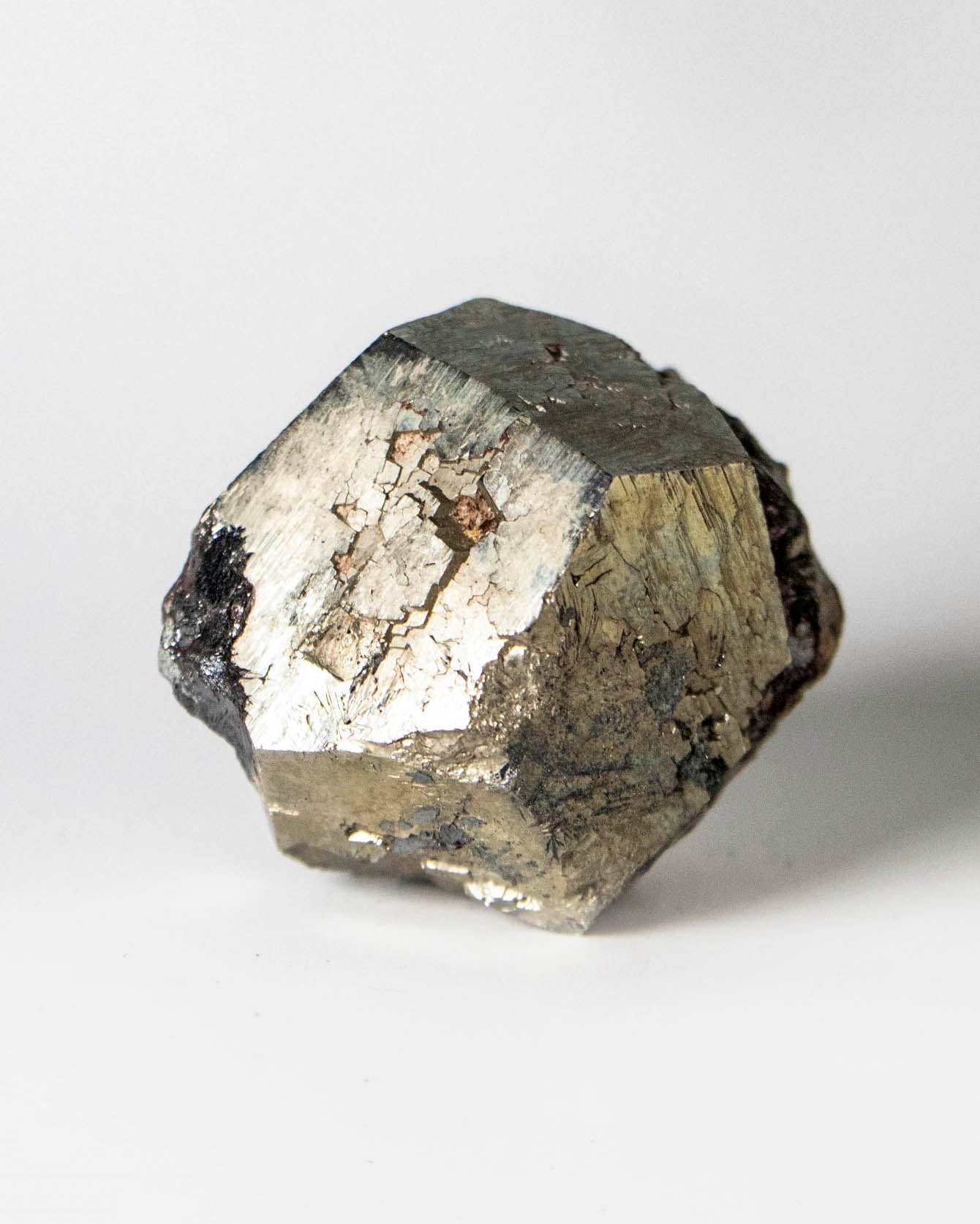 黃鐵礦共生赤鐵礦 - 義大利厄爾巴島