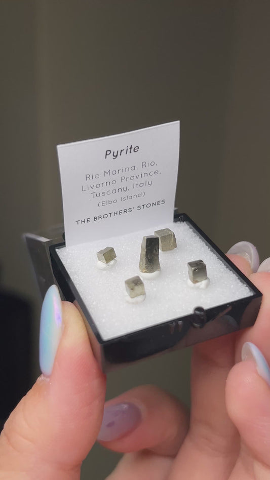 黃鐵礦 - 義大利厄爾巴島