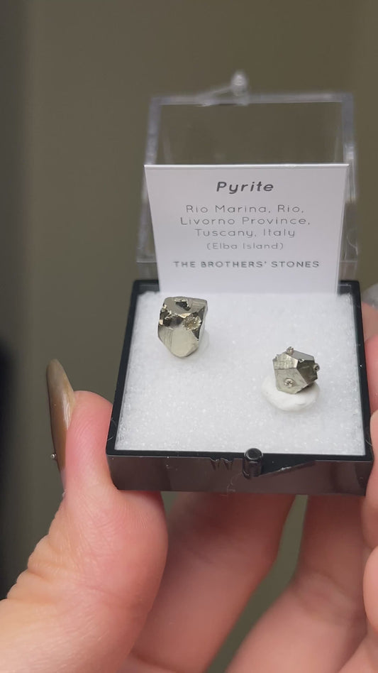 黃鐵礦 - 義大利厄爾巴島