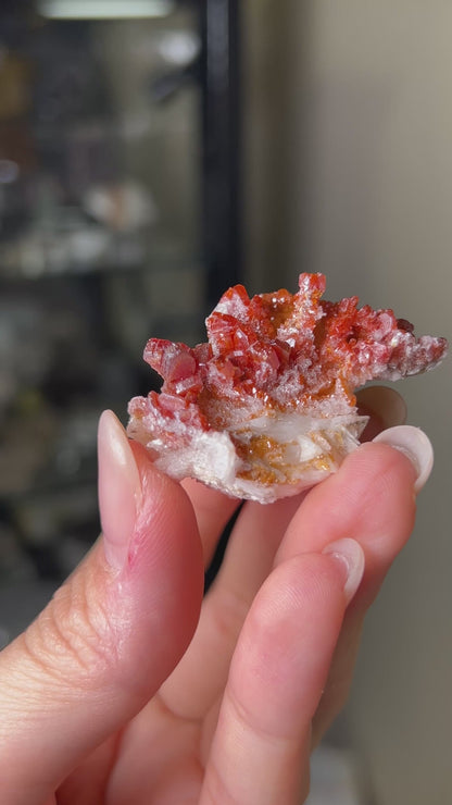 摩洛哥釩鉛礦來自Mibladen礦區vanadinite from Morocco