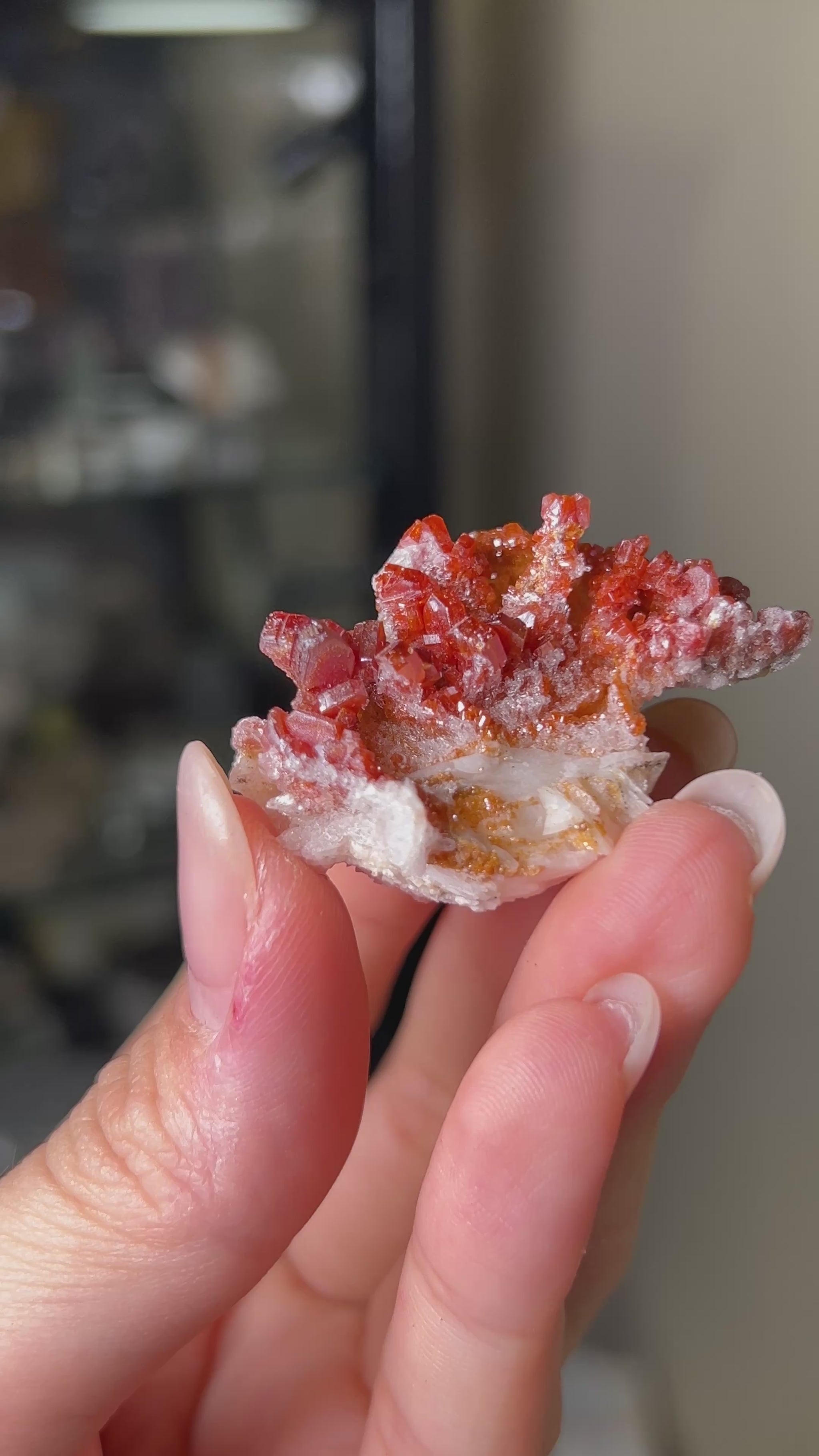 摩洛哥釩鉛礦來自Mibladen礦區vanadinite from Morocco