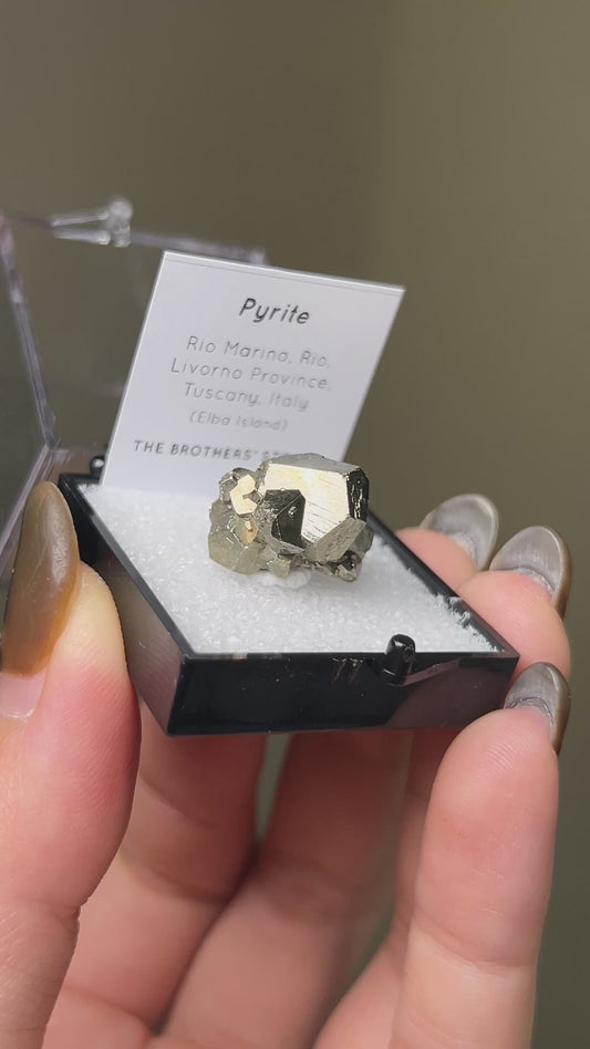 黃鐵礦 - 義大利厄爾巴島