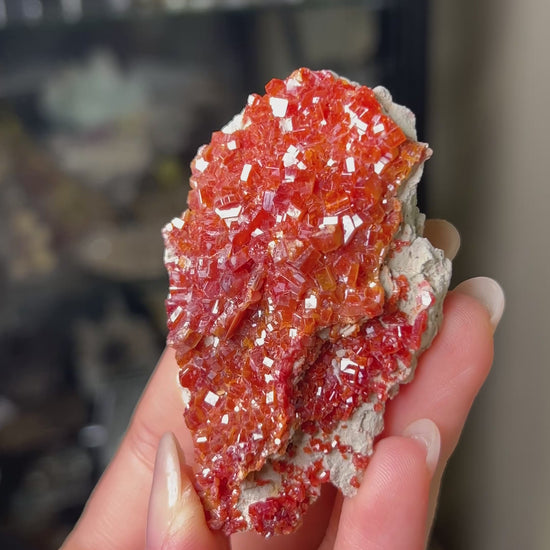 摩洛哥釩鉛礦來自Mibladen礦區vanadinite from Morocco