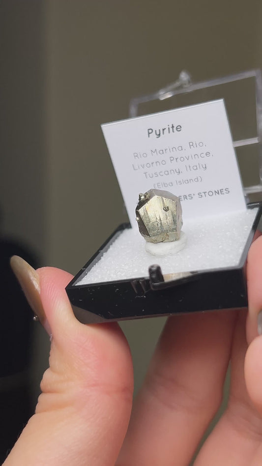 黃鐵礦 - 義大利厄爾巴島