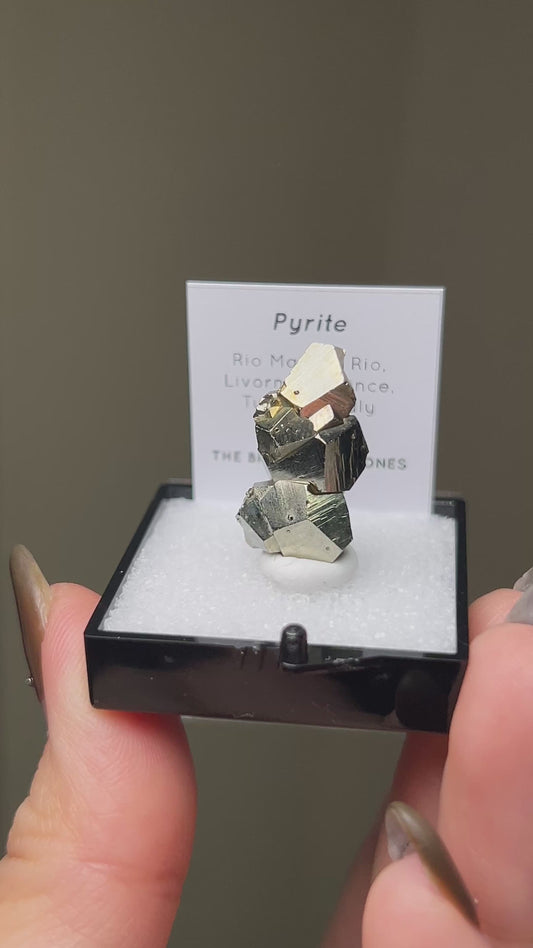 黃鐵礦 - 義大利厄爾巴島